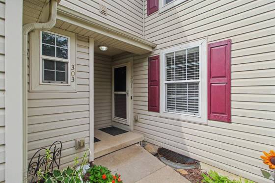 301 Victoria Drive, Dexter, MI 48130 photo 2