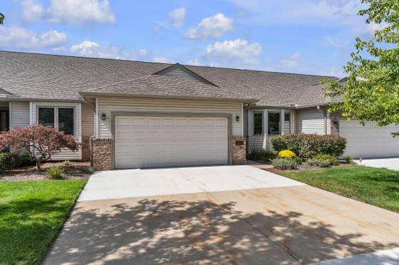 463 Cottonwood Lane, Saline, MI 48176 photo 2
