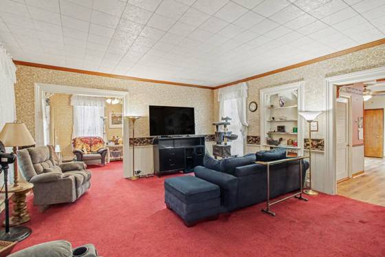 310 E Unadilla Street, Pinckney, MI 48169 photo 3