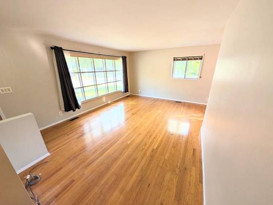 2734 Hampshire Road, Ann Arbor, MI 48104 photo 5