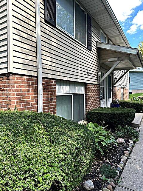 1530 Siller Terrace, Ann Arbor, MI 48103 photo 2
