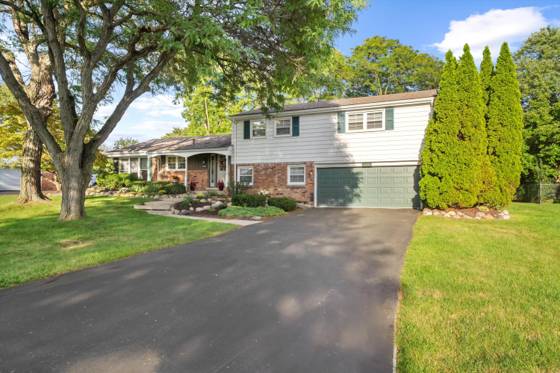 26182 Kiltartan Street, Farmington Hills, MI 48334 photo 3