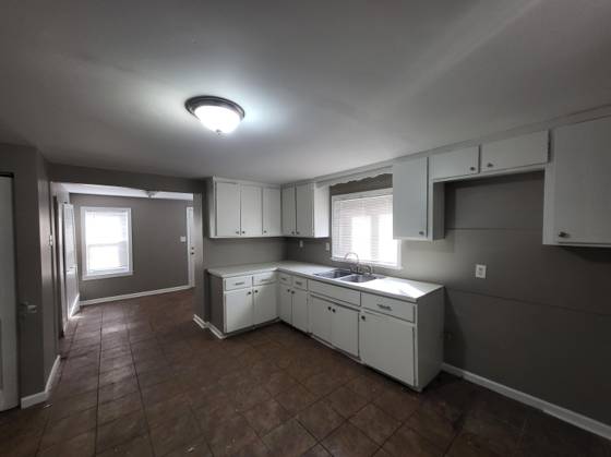 2216 Goulson Avenue, Warren, MI 48091 photo 4