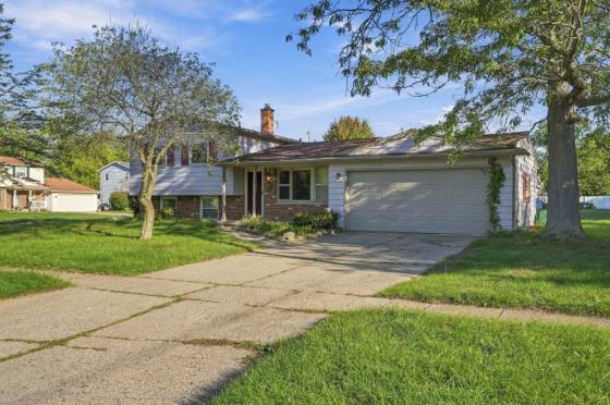 112 Overbrook Drive, Flushing, MI 48433 photo 2