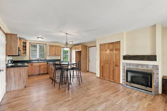 112 Overbrook Drive, Flushing, MI 48433 photo 4