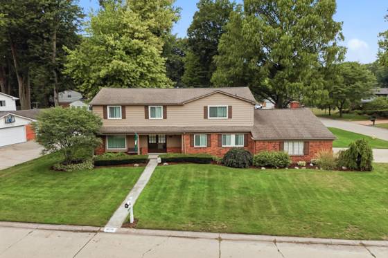 16759 Timberview Drive, Clinton Twp, MI 48036 photo 3