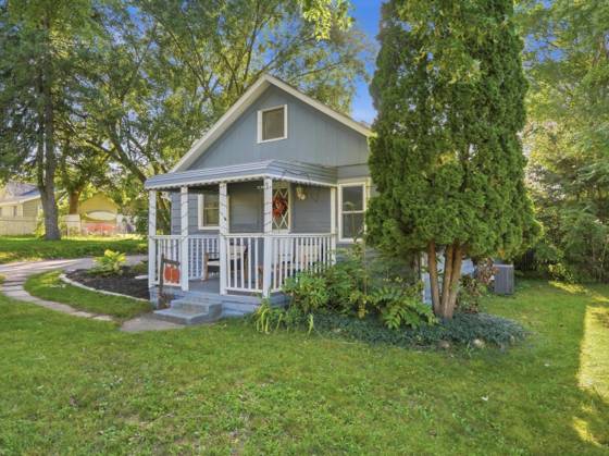 230 S National Street, Howell, MI 48843 photo 4