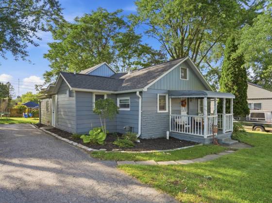 230 S National Street, Howell, MI 48843 photo 3