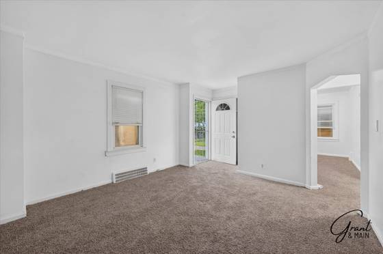 20101 Hickory Street, Detroit, MI 48205 photo 2