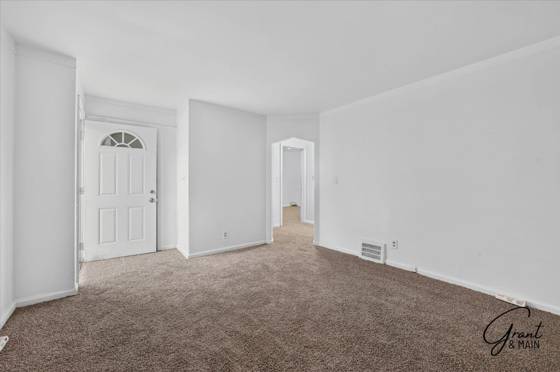 20101 Hickory Street, Detroit, MI 48205 photo 3