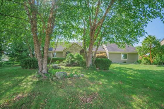 1335 N Silo Ridge Drive, Ann Arbor, MI 48108 photo 2