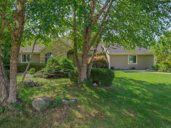 1335 N Silo Ridge Drive, Ann Arbor, MI 48108 photo 3