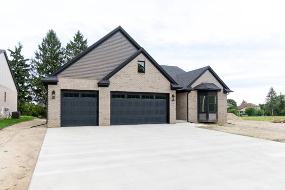 19342 Newburgh Road, Livonia, MI 48152 photo 2