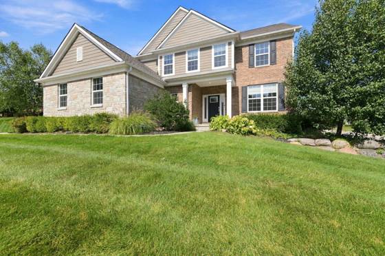 5887 Strawberry Circle, Commerce Twp, MI 48382 photo 2