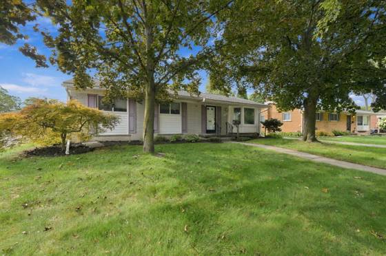 29821 Mason Street, Livonia, MI 48154 photo 2