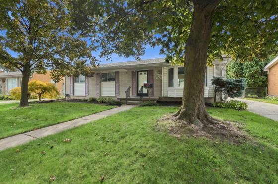 29821 Mason Street, Livonia, MI 48154 photo 4