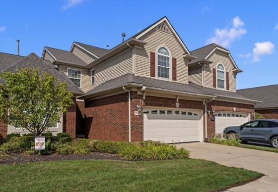 24323 Heatherwood Drive, South Lyon, MI 48178 photo 2