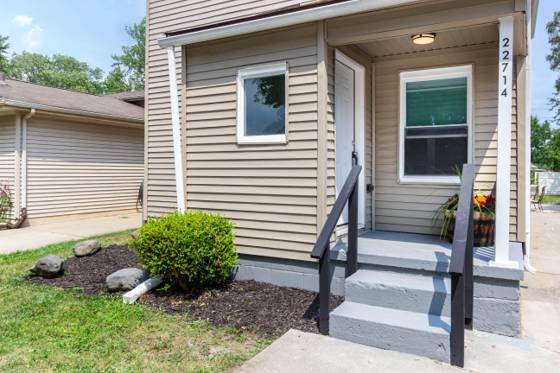 22714 Heussner Avenue, Warren, MI 48089 photo 3