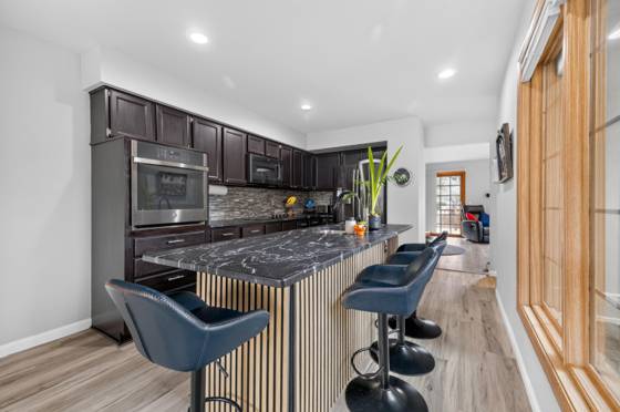 37676 N Laurel Park Drive #70, Livonia, MI 48152 photo 4