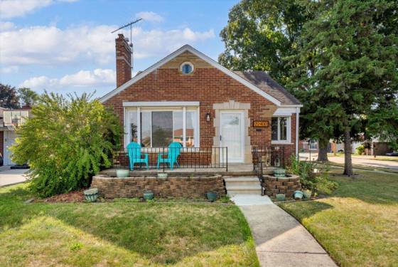 22400 Petersburg Avenue, Eastpointe, MI 48021 photo 2