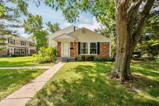 2653 Fenwick Court, Ann Arbor, MI 48104 photo 2
