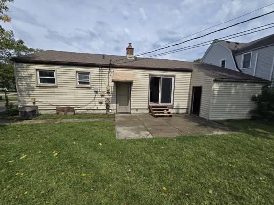 22620 Stephens Street, Saint Clair Shores, MI 48080 photo 3