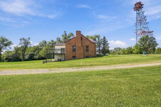 51265 Powell Road, Plymouth, MI 48170 photo 5