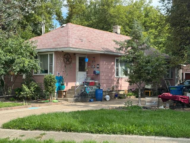 2208 Branch Road, Flint