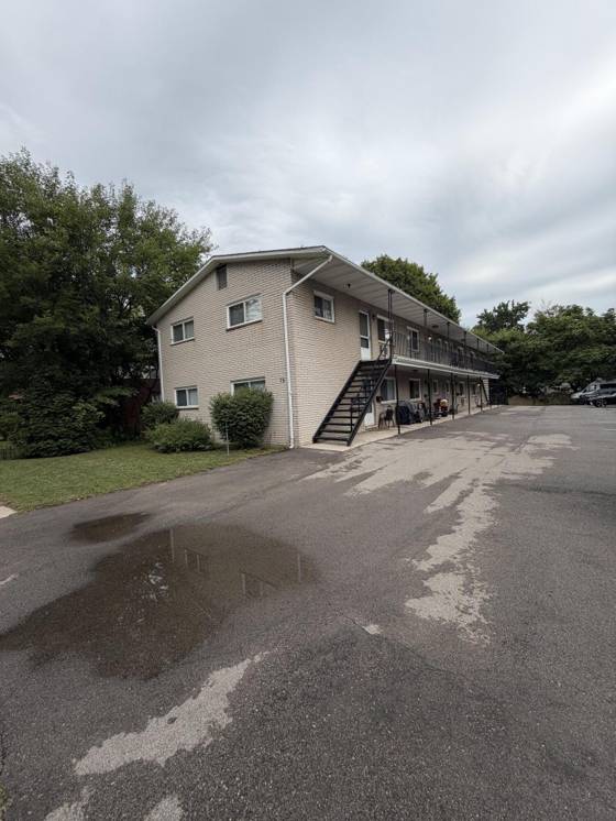75 S Liberty Street, Belleville, MI 48111 photo 5