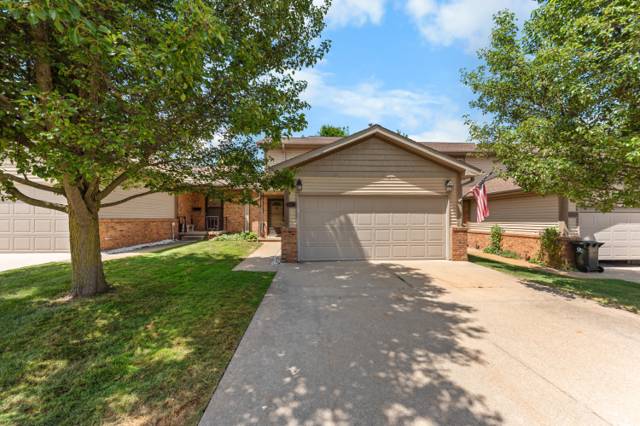 908 Moore Drive, Chelsea, MI