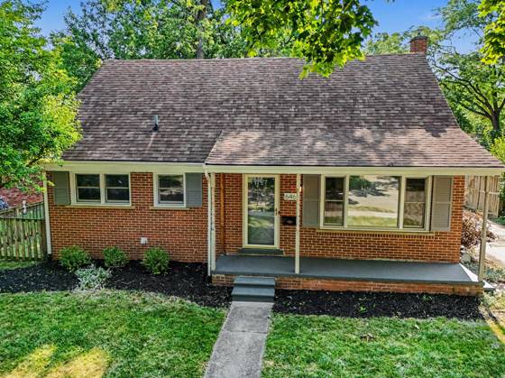 646 Center Drive, Ann Arbor, MI 48103 photo 2