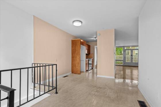1551 Chateaufort Place, Detroit, MI 48207 photo 5