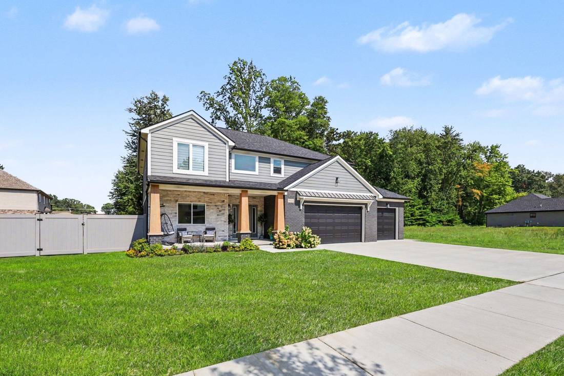 29101 Brooke Meadows Court #20, Chesterfield, MI 48047