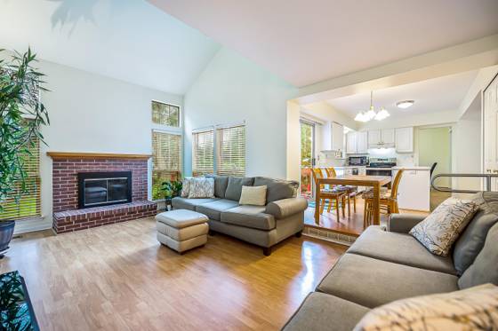 3081 Turnberry Lane, Ann Arbor, MI 48108 photo 3