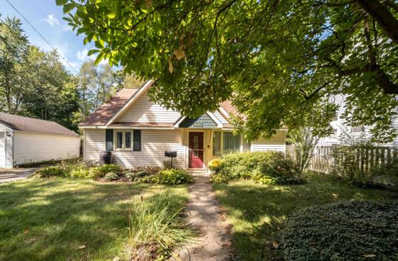 817 Hemphill Street, Ypsilanti, MI 48198 photo 2