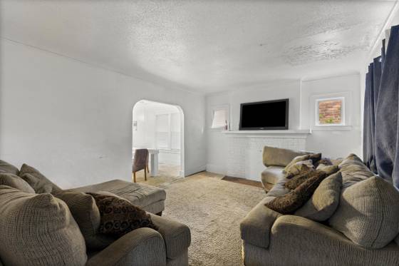 18701 Cherrylawn Avenue, Detroit, MI 48221 photo 4