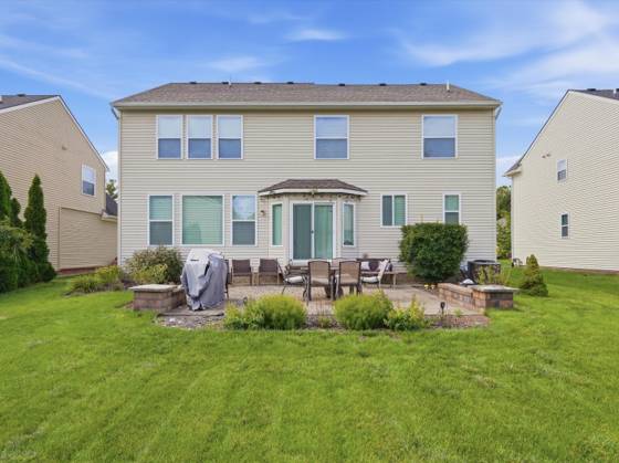21222 Laurelwood Court, Farmington, MI 48336 photo 3