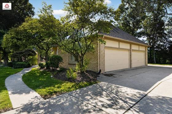 1431 Provincial Drive, Troy, MI 48084 photo 3