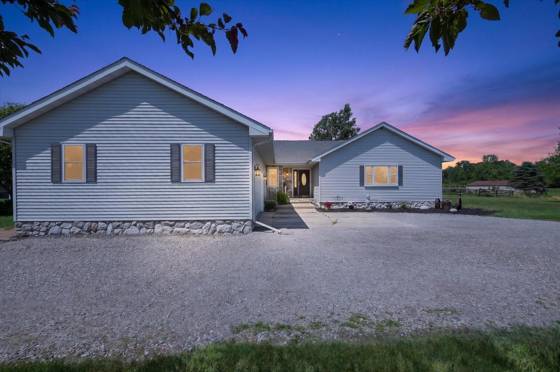 22175 Pratt Road, Armada, MI 48005 photo 4