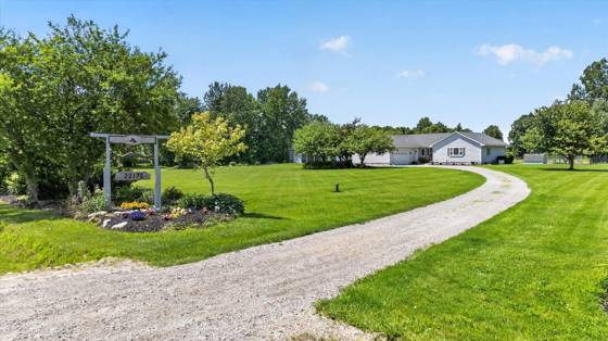 22175 Pratt Road, Armada, MI 48005 photo 5