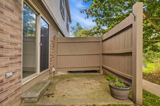 3034 Forest Creek Court, Ann Arbor, MI 48108 photo 5