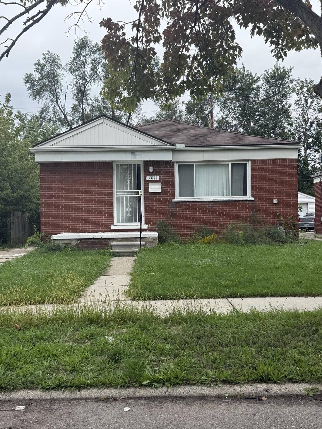 7811 Ashton Avenue, Detroit, MI 48228