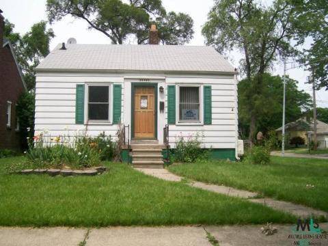 20083 Kingsville Street, Harper Woods, MI
