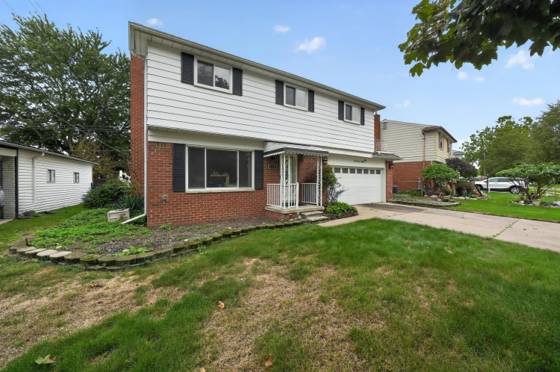 280 Clinton River Drive, Mount Clemens, MI 48043 photo 4