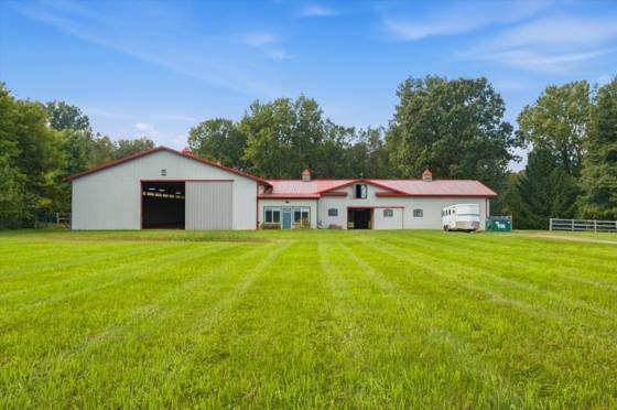 9623 Earhart Road, South Lyon, MI 48178 photo 3