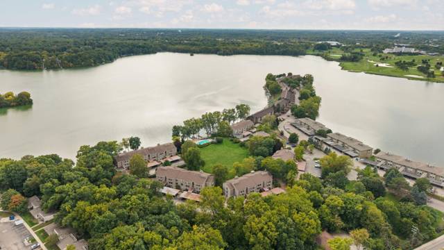 1660 Cliffs Landing #102, Ypsilanti, MI