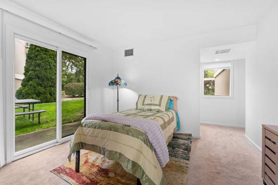1660 Cliffs Landing #102, Ypsilanti, MI 48198 photo 5