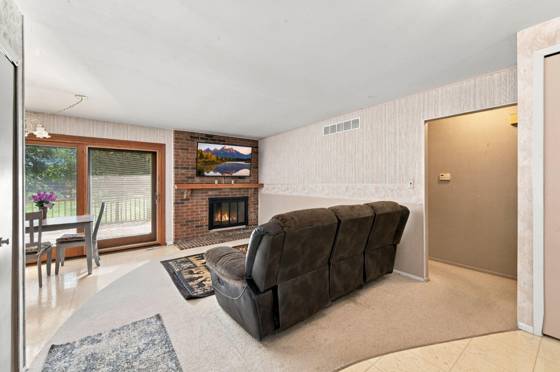 20461 Roche Road, Trenton, MI 48183 photo 5
