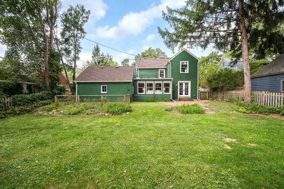 1410 E Stadium Boulevard, Ann Arbor, MI 48104 photo 2