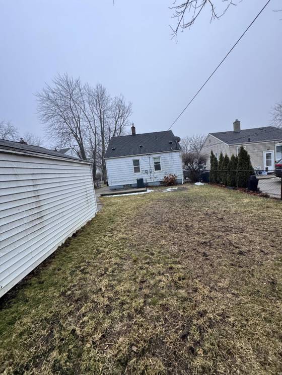 18965 Elkhart Street, Harper Woods, MI 48225 photo 3